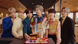 Dengan harga segitu, mungkin bagi sebagian orang tidak terlalu. 6 Fakta Tentang Bts Meal Yang Diluncurkan Di Mcdonald S Indonesia 9 Juni 2021 Lifestyle Liputan6 Com