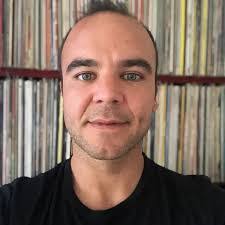 Samuel Herring's Instagram, Twitter & Facebook