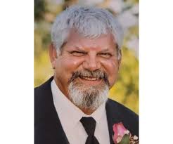 Kenneth Lowrie's Instagram, Twitter & Facebook