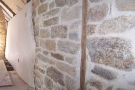 Enduit Chaux Chanvre Et Mur De Pierres Mur En Pierre Interieur Enduit Chaux Chanvre Isolation Mur En Pierre