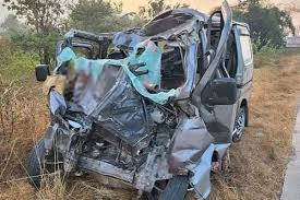A horrific accident on the Kalyan-Ahilyanagar Highway claimed eight lives after an Eco car and a cement mixer truck collided head-on with tremendous force. The impact was so severe that the Eco