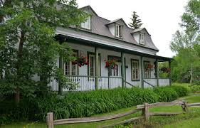 De La Difficulte D Assurer Une Maison Ancienne Le Devoir