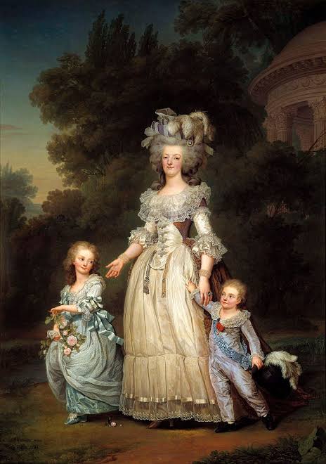 Marie Antoinette: Biography, French Queen, Royalty