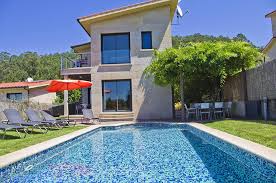 ¿para una celebración o boda en la zona? Alquilar Casa Playa Rias Baixas Casa Piscina Casas Do Areal