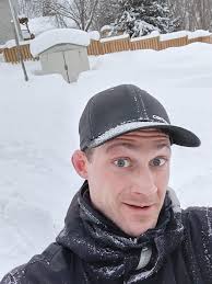 These greeted me this Saturday morning , more or less 8 inches of snow!  ❄️⛄️❄️⛄️☃️❄️❄️☃️Drive safely everyone!