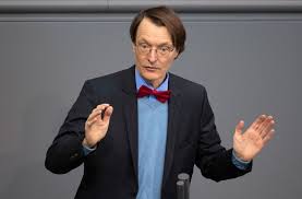 Der politiker ist derzeit stellvertretender fraktionsvorsitzender seiner partei im deutschen bundestag. Karl Lauterbach Spd Politiker Fordert Absage Des Rtl Dschungelcamps Panorama Stuttgarter Zeitung