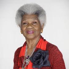 Lelia Foley's Instagram, Twitter & Facebook