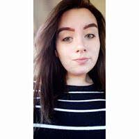 Alana Latta's Instagram, Twitter & Facebook