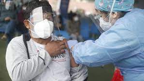 Sanidad y las comunidades autónomas han acordado ampliar el uso de las vacunas de janssen a la población de entre 40 y 49 años cuando se finalice con los mayores de 50 Covid 19 Cuando Vacunaran A Las Personas De 47 A 49 Anos El 10 De Julio Anuncio Fecha Oscar Ugarte Coronavirus Minsa Lima Callao Nndc Peru Gestion