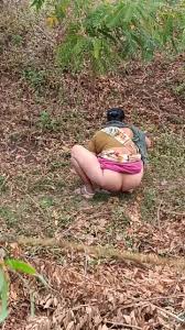 Bhabhi outdoor potty - ThisVid.com