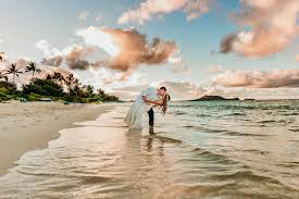 Hawaii Beach Wedding Poses Hawaii Beach Wedding Oahu Photographers Hawaii Photographer