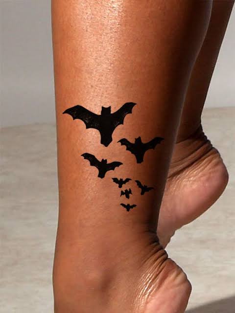 Halloween Bat Tattoo Design: Flying Bats Illustration (instant Download) - Etsy Canada