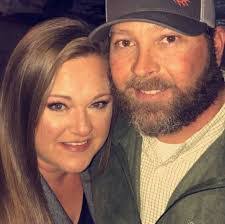 Shawn Crase's Instagram, Twitter & Facebook