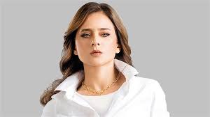 تحتفل خلال الساعات القليلة المقبلة، الفنانة نيللي كريم بزفافها من نجم الإسكواش هشام عاشور. Ù†ÙŠÙ„Ù„ÙŠ ÙƒØ±ÙŠÙ… ØªØ¤ÙƒØ¯ Ø®Ø¨Ø± Ø§Ø­ØªÙØ§Ù„Ù‡Ø§ Ø¨Ø®Ø·ÙˆØ¨ØªÙ‡Ø§ ÙˆÙ‡Ø°Ø§ Ù…ÙˆØ¹Ø¯ Ø²ÙØ§ÙÙ‡Ø§ Lebanon News