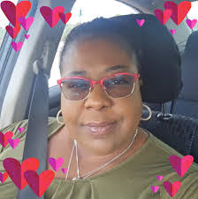 Mitzi Abraham's Instagram, Twitter & Facebook