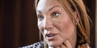 W tym samym czasie agnetha wydała swoją czwartą płytę studyjną. Tragedin Tvingade Perrelli Till Medicinering Stoppa Pressarna Kandisar Kandisnytt Hant Extra Se Hor Noje