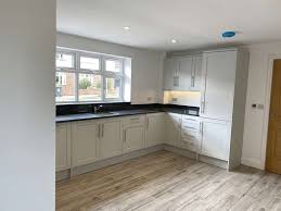 Grey kitchens with white worktops howdens flooring. Unused Howdens Shaker Allendale Dove Grey Kitchen Utility Room Appliances 1386 Used Kitchen Hub