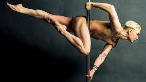 世界一のポールダンサー・小源寺亮太。舞に無限の可能性を与える、カラダの可動性 | Tarzan Web（ターザンウェブ）