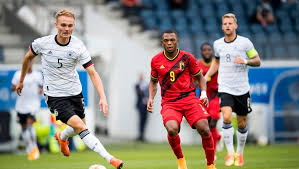 Für das em 2021 halbfinale in london gibt es die karten zwischen 195 und 595 euro zu kaufen. U21 Deutschland Verliert Klar Gegen Belgien Em Ist In Gefahr Der Spiegel