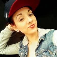 Rachel Shell's Instagram, Twitter & Facebook