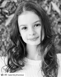 Mia Decarlo's Instagram, Twitter & Facebook