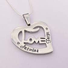 If you would love to give your mom a photo as a present, here is a fabulous idea! Christmas Gifts For Mum Heart Necklace Gift Gift Ideas For Mum Gifts For Wife Christmas Present For Her Unique Christmas Gift For Her