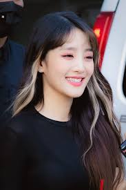 Pin By Ludmi On Idols Hair Color Underneath Kpop Hair Color Hair Color Streaks
