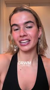 torivanbreugel styles the 'FARRAH' in Black ☕️ #GRWM #OOTD #coffeeda...