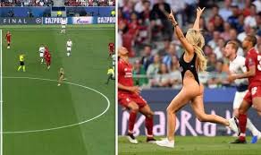 A post shared by kinsey wolanski (@kinsey_sue) on jun 7, 2019 at 1:09pm pdt. Champions League Streaker Spectator Stuns Tottenham And Liverpool Players Football Sport Express Co Uk