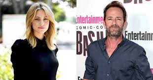 O ator só tinha 52 anos, e derrames em geral acontecem em pessoas muito mais velhas. Lili Reinhart Reage A Morte De Luke Perry Colega De Riverdale Simplesmente Nao Consigo Acreditar Hugo Gloss