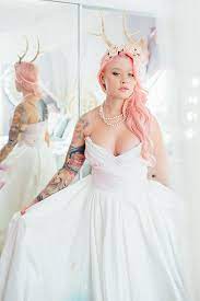 These Wedding Dresses Made Guests Truly Uncomfortable Wedding Dresses Eden Wedding Dress Kelly Eden