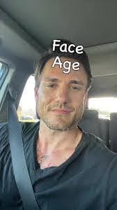 Dexter Moreno's Instagram, Twitter & Facebook