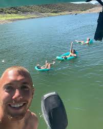 Austin Teets (@austinteets) • Instagram photos and videos