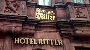 An der hauptstraße steht gegenüber dem turm der heiliggeistkirche das haus zum ritter st. Heidelberg Hotel Ritter Hotel Zum Ritter Youtube