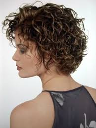 Descubre 62 ideas de peinados y cortes de cabello corto
