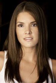 Who is Nikki Moore dating? Nikki Moore boyfriend, husband