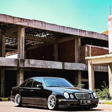 Home Throwback Latepost Throw Lp Mercedes Mercedesbenz Benz E240 W210 W210gram Viaircorp Fend Mercedes Benz Germany Mercedes Benz Mercedes