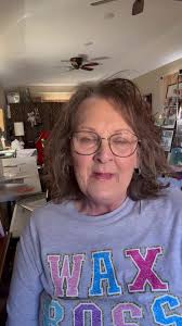 Welcome and Introductions!! , 🦋 Tell us a little about yourself and how  you know our beautiful hostess!, 🦋 Are you familiar with Scentsy? , 🦋  what are your favorite type scents?