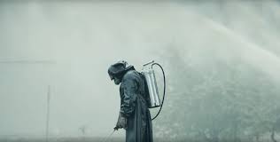 Pe 26 aprilie 1986, reactorul 4 al centralei nucleare de la cernobîl a explodat celelalte trei reactoare ale centrale au continuat să funcţioneze, ultimul fiind oprit în anul 2000, ceea ce a marcat sfârşitul oricărei activităţi industriale la cernobîl. De Ce A Explodat Reactorul Nuclear De La Cernobil