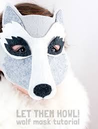 Diy Wolf Mask Tutorial Wool Felt Wolf Mask Oh My Handmade Http Ohmyhandmade Com Blog Diy Halloween Masks Wolf Mask Felt Mask