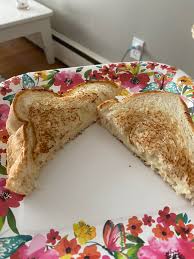 Tuna helper, mushroom, w/o tuna, 1 package. For All My Grilled Cheese Lovers Out There 215 Calorie Delicious Grilled Cheese 2 Pieces 647 Italian Bread 40 Cals Slice One Slice American Cheese About 100 Cals One Tablespoon Lite Mayo For