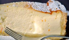 Ultimato il tempo di cottura sfornare e ricavare con l'aiuto di un coppapasta le vostre tortine. Torta Di Ricotta Morbida E Senza Farina