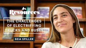 Maureen Liddy's Instagram, Twitter & Facebook