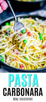 Pasta Carbonara Is A Creamy Cheesy Pasta Tossed With Crisp Prosciutto And Bright English Peas It S A Classic Ita Carbonara Pasta Cheesy Pasta Italian Recipes