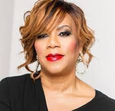 Cassandra Simon's Instagram, Twitter & Facebook