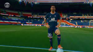 Le maillot de lionel messi déjà en rupture de stock. Uk7 Xxoeb0pblm