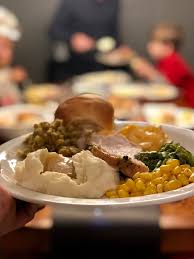 Bob evans offering curbside pickup for breakfast, lunch, and dinner! 6 Easy Tips For A Stress Free Thanksgiving Featuring The Bob Evans Farmhouse Feast