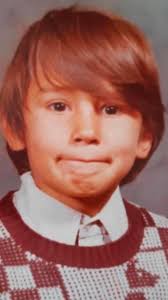 🔴Sept. 29 ,1996 Denis Euclide Léveillé, returns home with 🩸nail's marks  after a weekend away with his brother André . Talk to David Ridgen from CBC  podcast of " The Next Call " !