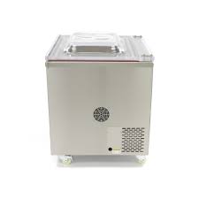 This method involves (manually or automatically) placing items in a plastic film package, removing air from inside and sealing the package. Vacuum Packing Machine Mvac 700 Maxima Holland