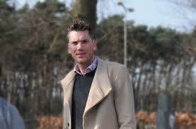 Adriaan is onder meer makelaar in huizen en legt zich toe op fotografie. Jeffrey Van Agtmaal Regioactueel Archief